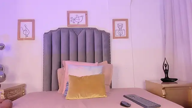 Vega   16 online show from 03/13/26, 11:39