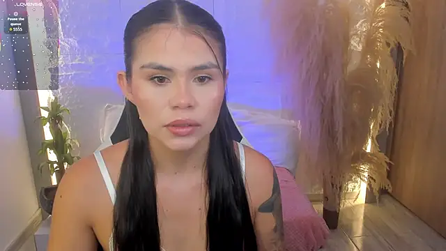dominique25  online show from 07/22/26, 01:52
