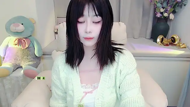 Snapshot of yoyoyo_99 chatting on 03/16/25, 01:06 yoyoyo 99 online show from 03/16/25, 01:06