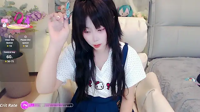 Snapshot of yoyoyo_99 chatting on 09/10/25, 05:07 yoyoyo 99 online show from 09/10/25, 05:07