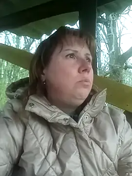 explored romantic online show from 04/23/26, 12:15