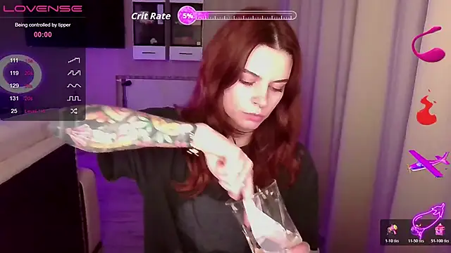 RinaDevil online show from 10/24/25, 04:14