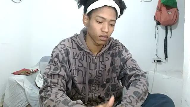 Snapshot of angelamarie1 chatting on 11/07/25, 09:59 angelamarie1 online show from 11/07/25, 09:59