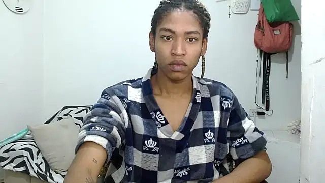 Snapshot of angelamarie1 chatting on 01/16/26, 11:20 angelamarie1 online show from 01/16/26, 11:20