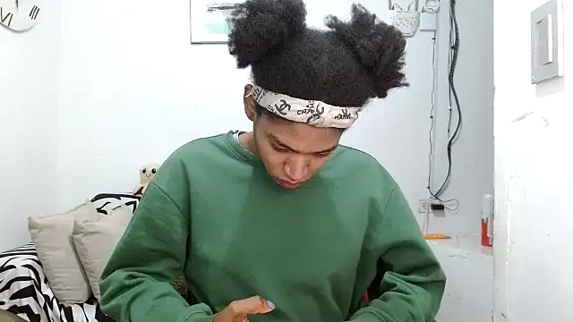 Snapshot of angelamarie1 chatting on 02/03/26, 11:26 angelamarie1 online show from 02/03/26, 11:26