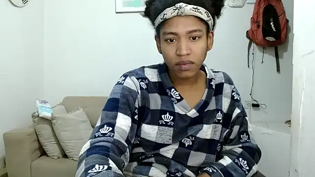 Snapshot of angelamarie1 chatting on 02/22/26, 03:29 angelamarie1 online show from 02/22/26, 03:29