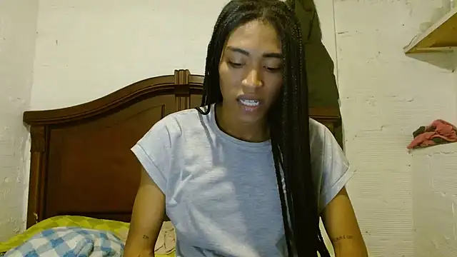 angelamarie1 online show from 07/12/26, 01:07