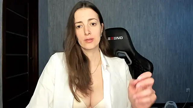 Sabrina Mur online show from 04/12/26, 12:43