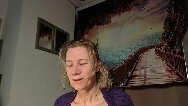 Lola Belgium online show from 04/23/26, 05:30