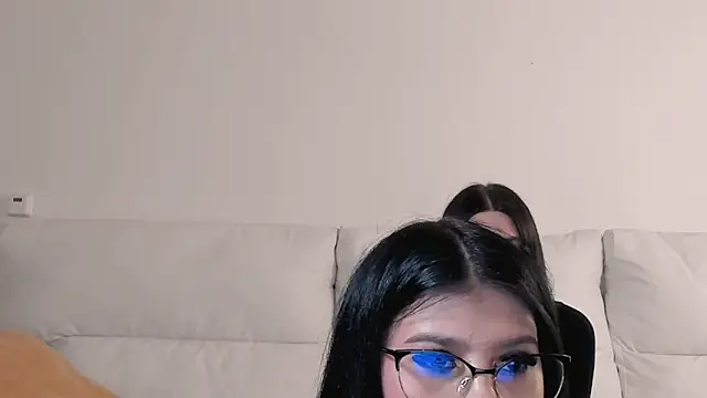 Sierra Halle online show from 09/15/25, 09:15