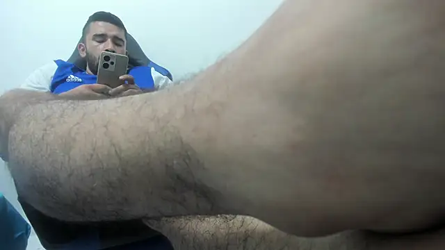 Snapshot of isearchcompany chatting on 02/08/26, 03:43 isearchcompany online show from 02/08/26, 03:43