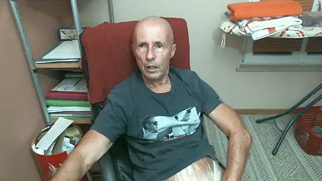 olibrius71 online show from 12/03/25, 07:23