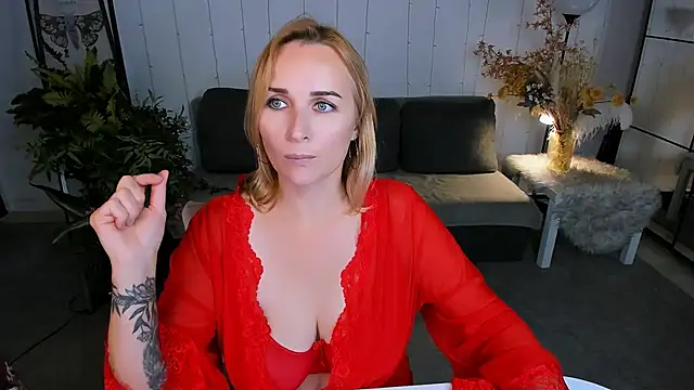 Karinella x online show from 09/23/25, 10:35