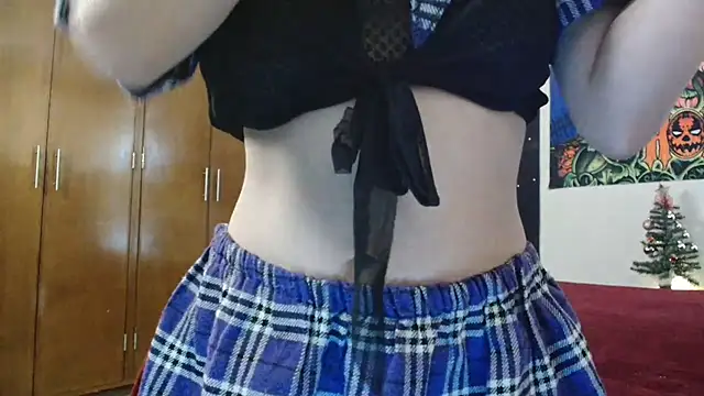 MINI Petite online show from 11/26/25, 06:09