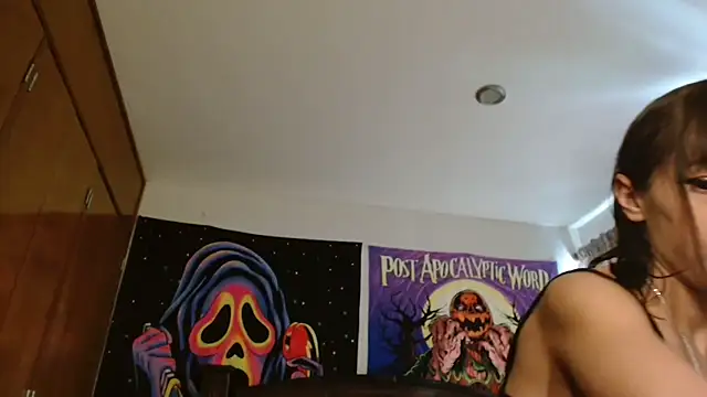 MINI Petite online show from 03/11/26, 06:03