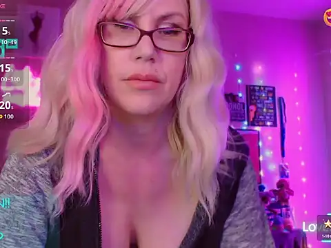 EmmaIsHere online show from 02/04/26, 02:23