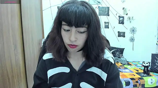 yunkodolly666 online show from 03/03/25, 09:59