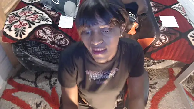 sexyjustin202 online show from 10/04/25, 03:04