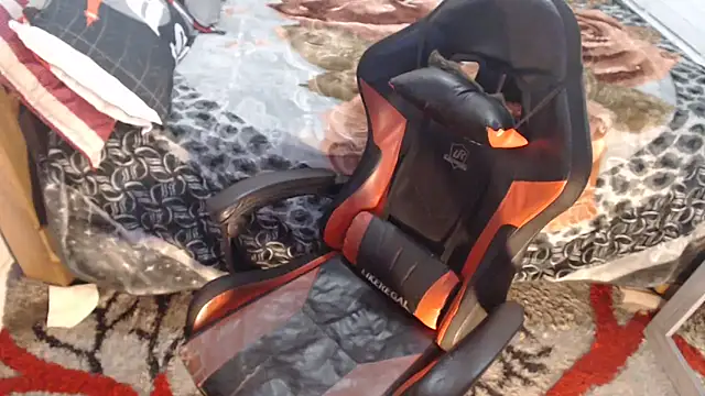 sexyjustin202 online show from 04/06/26, 08:10