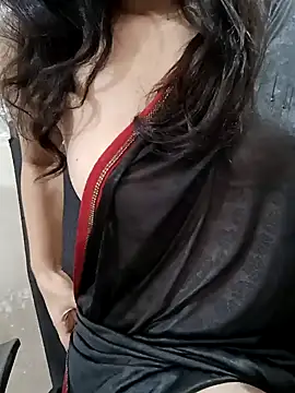 Snapshot of CuteSarikaLIVE chatting on 02/05/25, 07:29 CuteSarikaLIVE online show from 02/05/25, 07:29