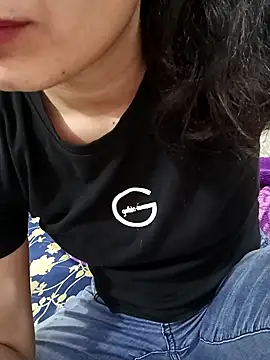 Snapshot of CuteSarikaLIVE chatting on 02/28/25, 04:10 CuteSarikaLIVE online show from 02/28/25, 04:10