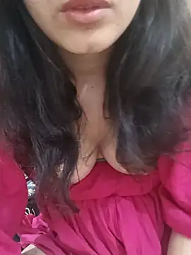 Snapshot of CuteSarikaLIVE chatting on 03/18/25, 04:37 CuteSarikaLIVE online show from 03/18/25, 04:37