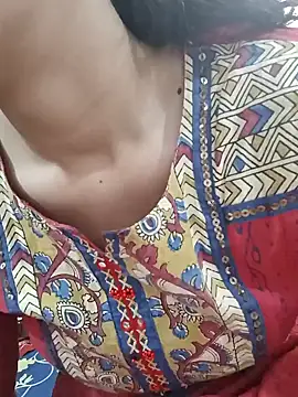 Snapshot of CuteSarikaLIVE chatting on 03/19/25, 04:03 CuteSarikaLIVE online show from 03/19/25, 04:03