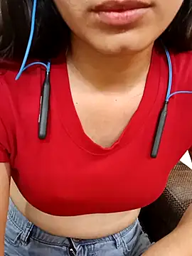 Snapshot of CuteSarikaLIVE chatting on 09/16/25, 06:14 CuteSarikaLIVE online show from 09/16/25, 06:14