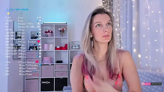 Karamelsw  online show from 02/19/25, 11:14