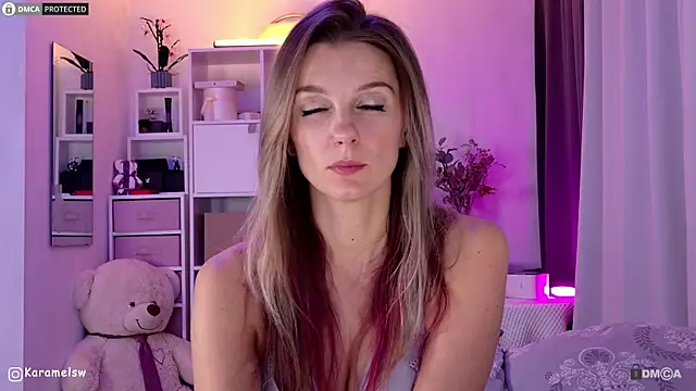 Karamelsw  online show from 10/12/25, 09:14