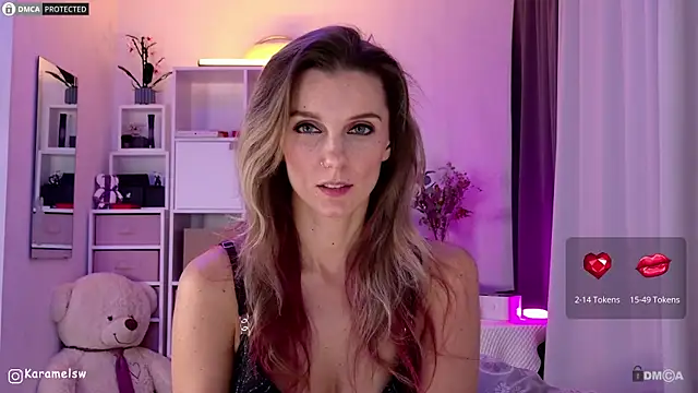 Karamelsw  online show from 10/13/25, 09:48