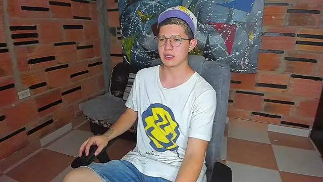 patrik 027 online show from 02/18/25, 01:10