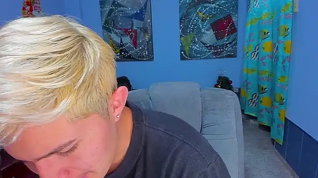 patrik 027 online show from 12/17/25, 07:42