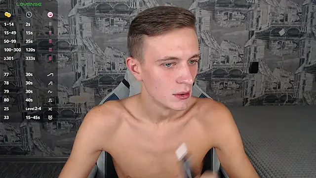 Snapshot of Oliver_Fresh chatting on 09/28/25, 09:25 Oliver Fresh online show from 09/28/25, 09:25