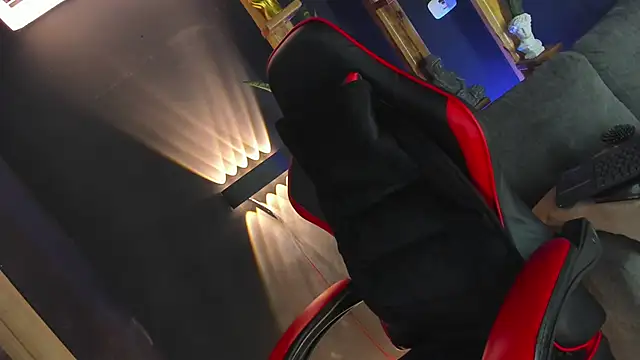 AshlyBetancurX online show from 12/24/24, 06:39