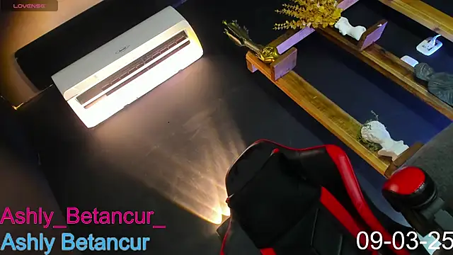 AshlyBetancurX online show from 03/09/25, 11:25