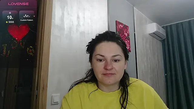 Stacy Davice online show from 10/03/25, 02:36