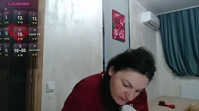 Stacy Davice online show from 10/22/25, 02:45