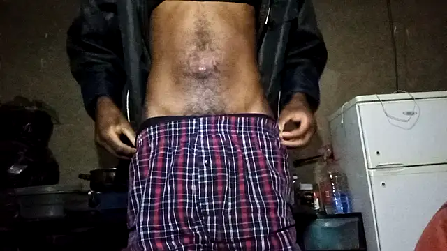 Snapshot of clintsix chatting on 11/14/25, 10:40 clintsix online show from 11/14/25, 10:40