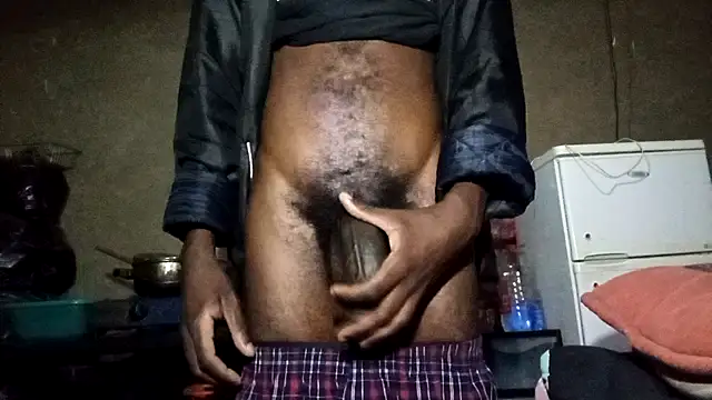 Snapshot of clintsix chatting on 12/02/25, 11:23 clintsix online show from 12/02/25, 11:23