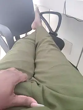 Mallupaiyanaachu online show from 12/21/25, 07:37