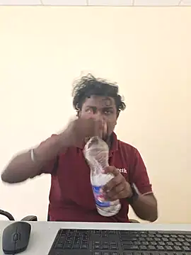 Snapshot of Mallupaiyanaachu chatting on 01/18/26, 09:57 Mallupaiyanaachu online show from 01/18/26, 09:57