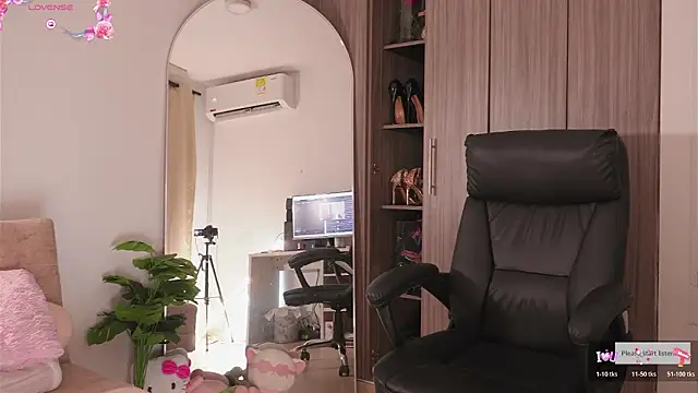 KAREN17 online show from 01/17/26, 06:11