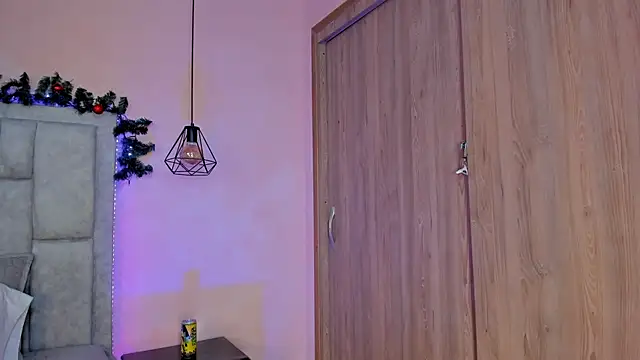 Stefhanyblow online show from 11/21/25, 05:17