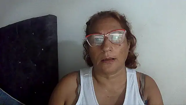 charrysexy1 online show from 01/06/26, 01:26