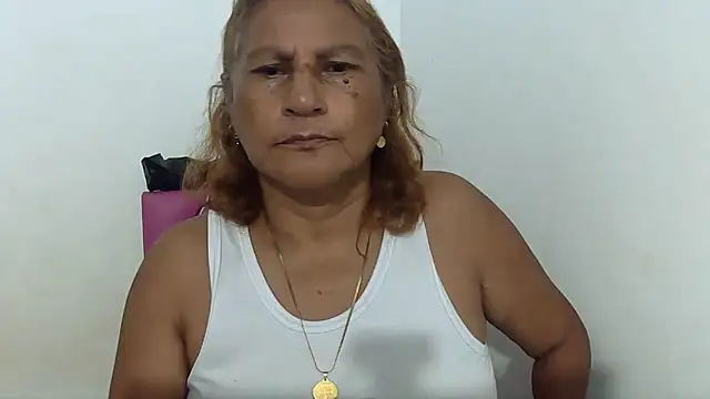 charrysexy1 online show from 04/17/26, 01:03