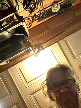 Likewise online show from 11/08/25, 01:11