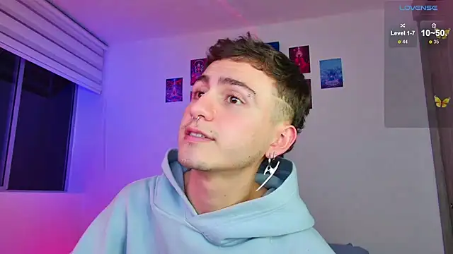 Snapshot of dimitri-bilak chatting on 10/18/25, 11:16 dimitri-bilak online show from 10/18/25, 11:16