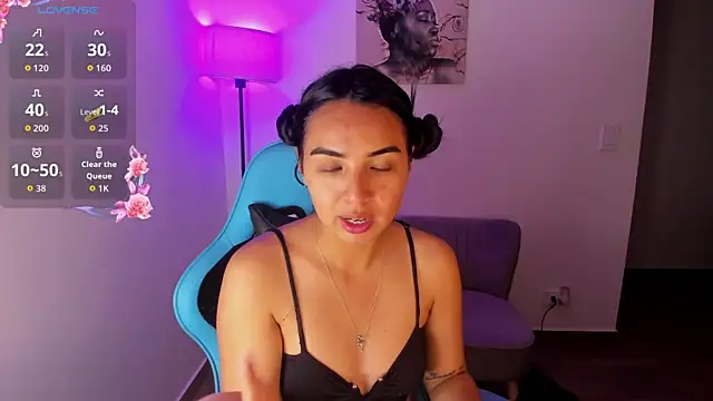 Miss Nicole online show from 04/19/26, 06:32