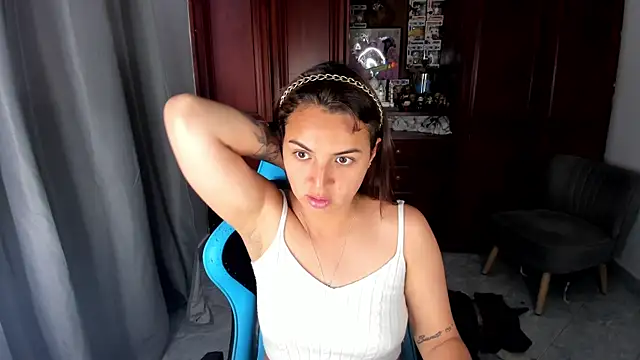 Miss Nicole online show from 07/22/26, 07:27